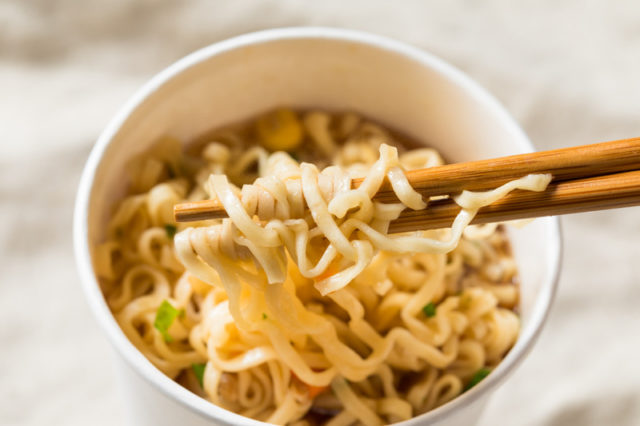 カップラーメン