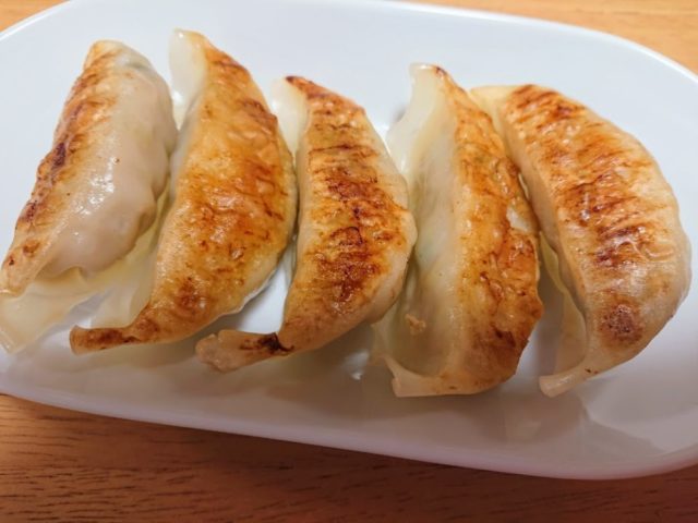 ファミマ お母さん食堂 豚肉焼餃子